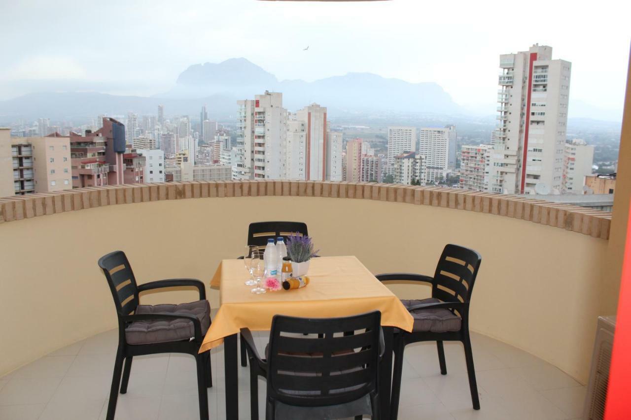 Apartamento Benidorm Viena Екстер'єр фото